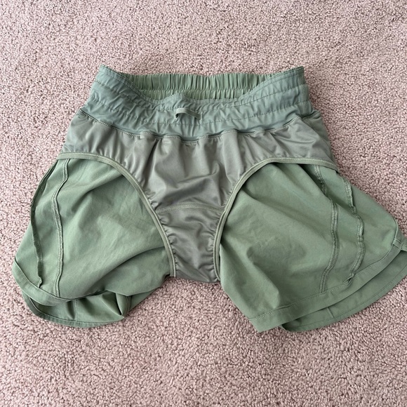 Track That Mid Rise Short 5” - Picture 7 of 8